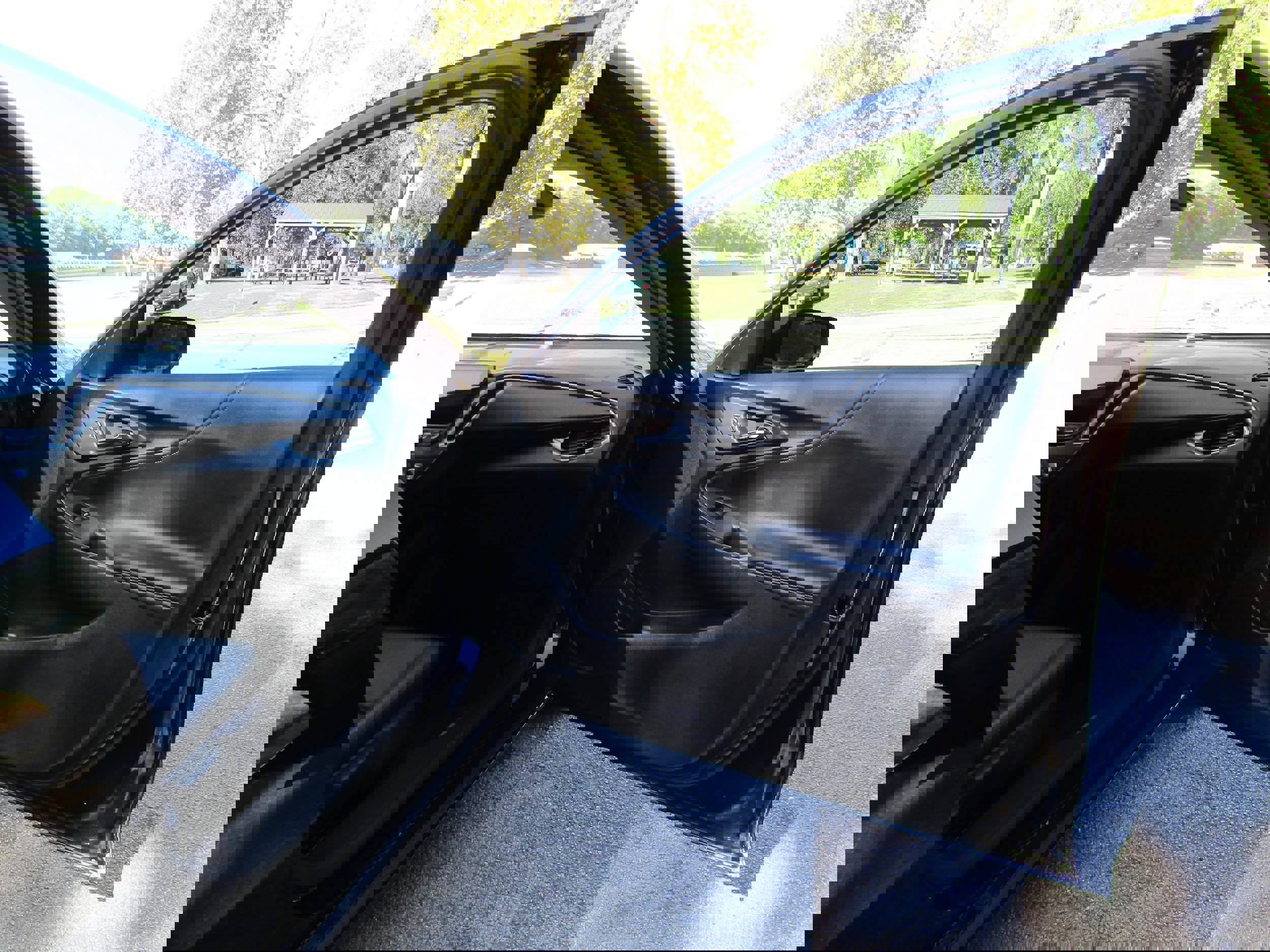 Used 2022 Chevrolet Malibu LT w/ Leather Package image 15