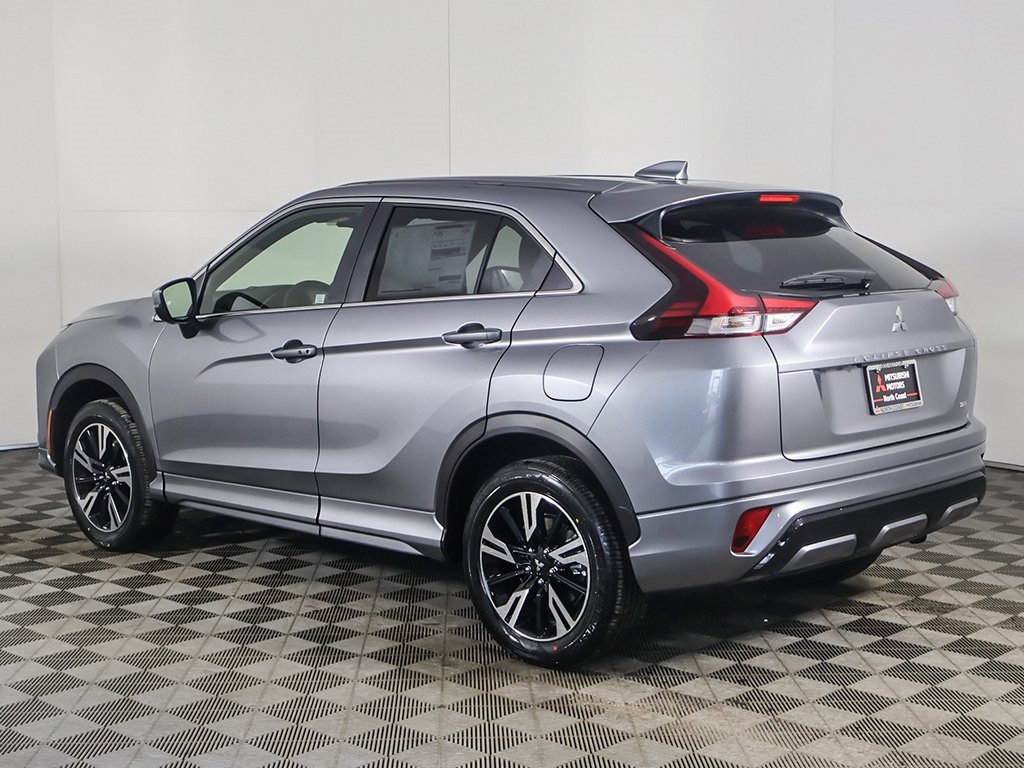 New 2025 Mitsubishi Eclipse Cross SEL image 10