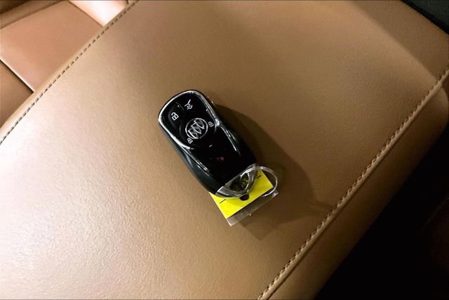 Used 2018 Buick Enclave Essence w/ Trailering Package image 28