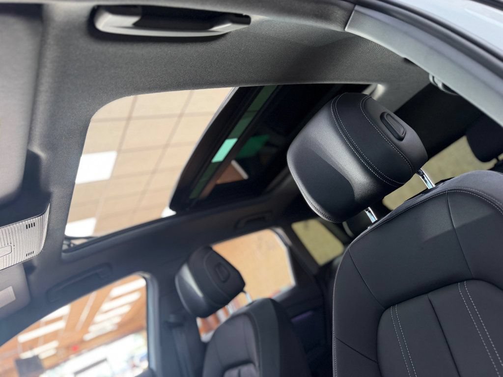 Used 2023 Audi Q4 e-tron Premium Plus w/ Premium Plus RWD image 34