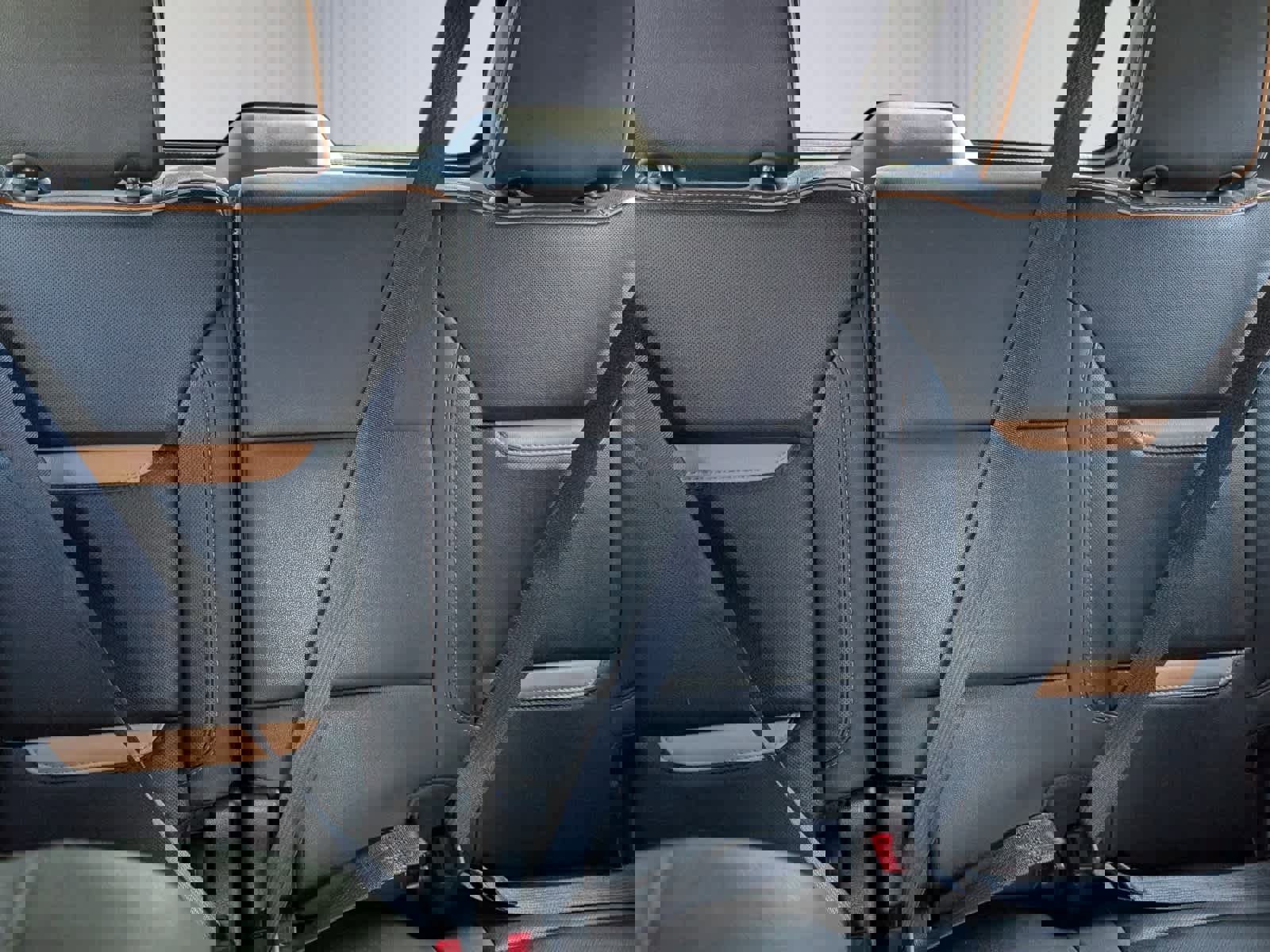 Used 2023 GMC Yukon AT4 w/ Max Trailering Package image 9