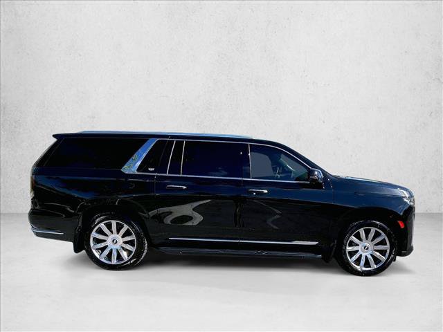 Used 2022 Cadillac Escalade ESV Premium Luxury Platinum w/ Heavy-Duty Trailer Package AWD/4WD image 5