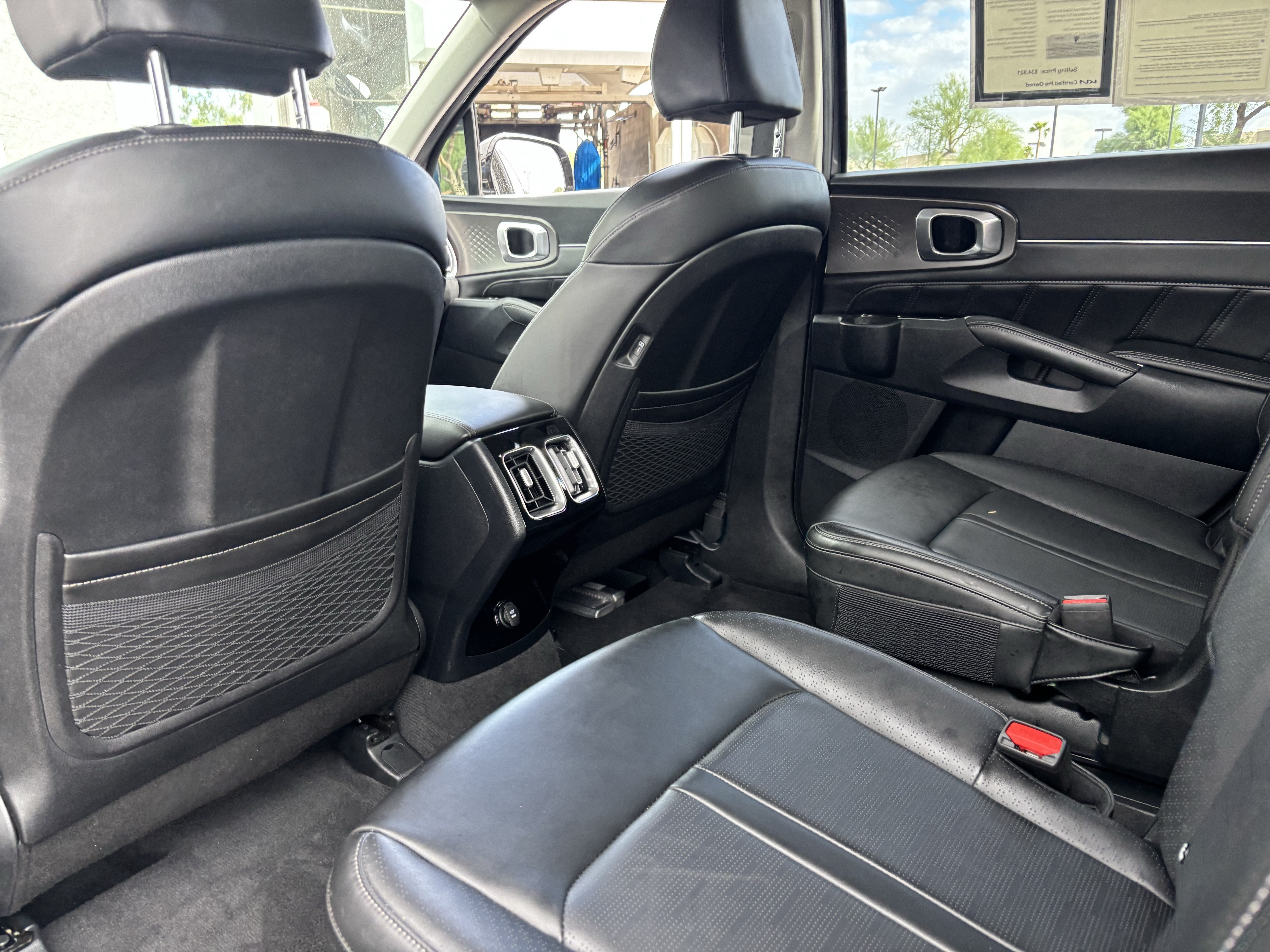 Used 2025 Kia Sorento SX FWD image 15