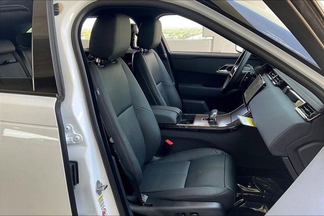 New 2026 Land Rover Range Rover Velar Dynamic SE image 12