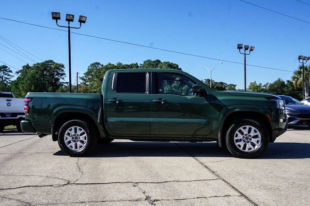 Used 2024 Nissan Frontier SV w/ SV Convenience Package image 3