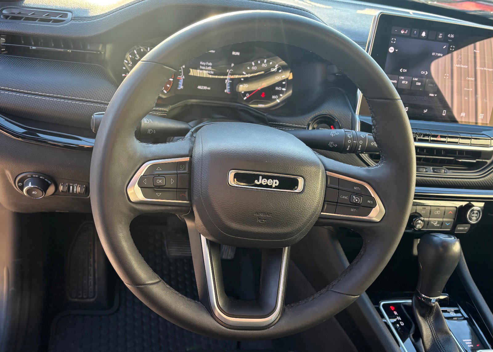 Used 2023 Jeep Compass Altitude w/ Convenience Group image 30