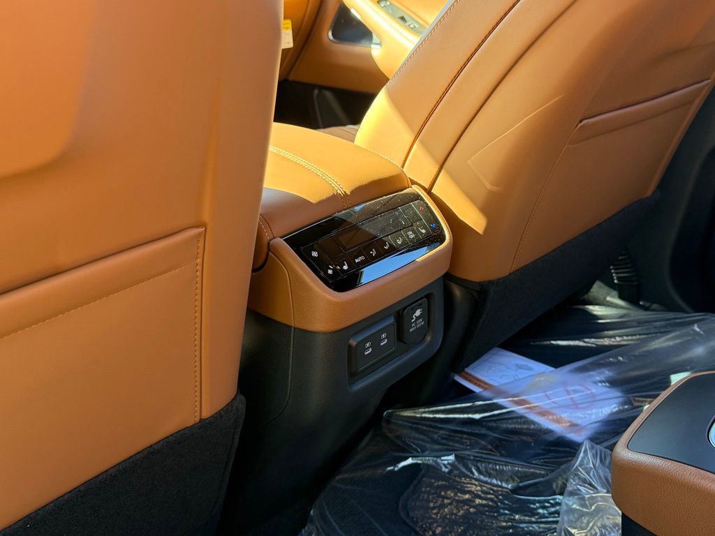 New 2026 INFINITI QX60 Autograph w/ Dark Cargo Package image 21