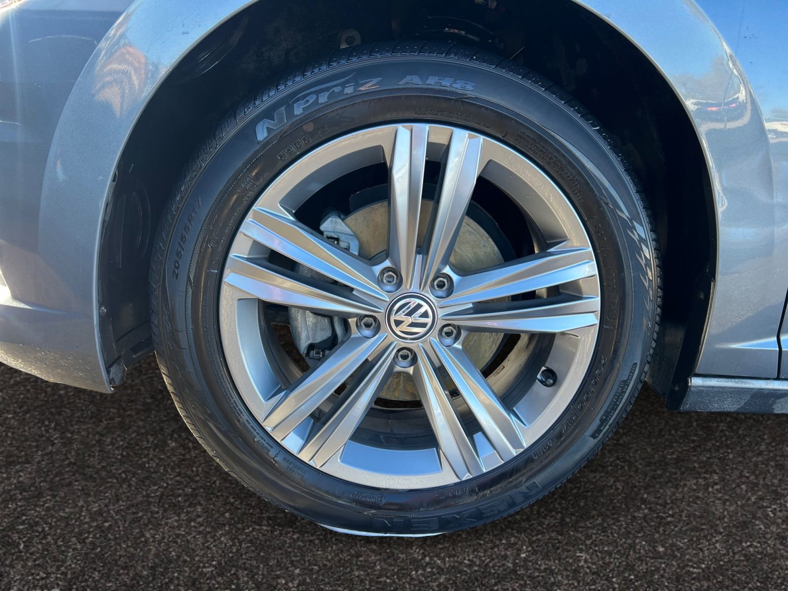 Used 2019 Volkswagen Jetta R-Line image 14