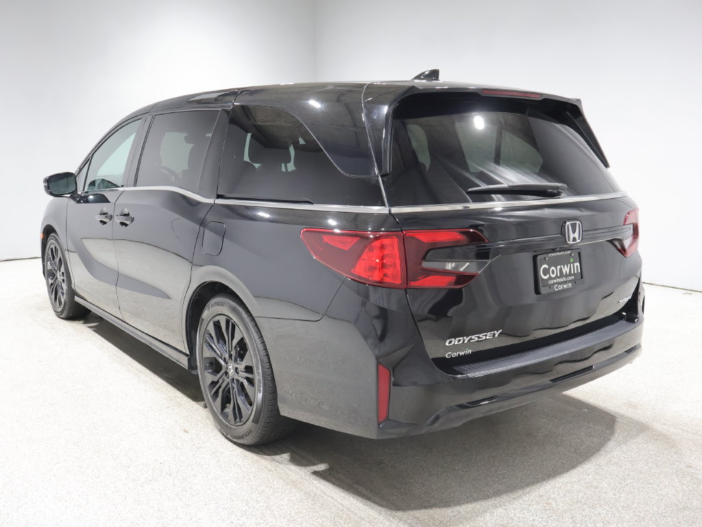 Used 2025 Honda Odyssey Sport-L image 5