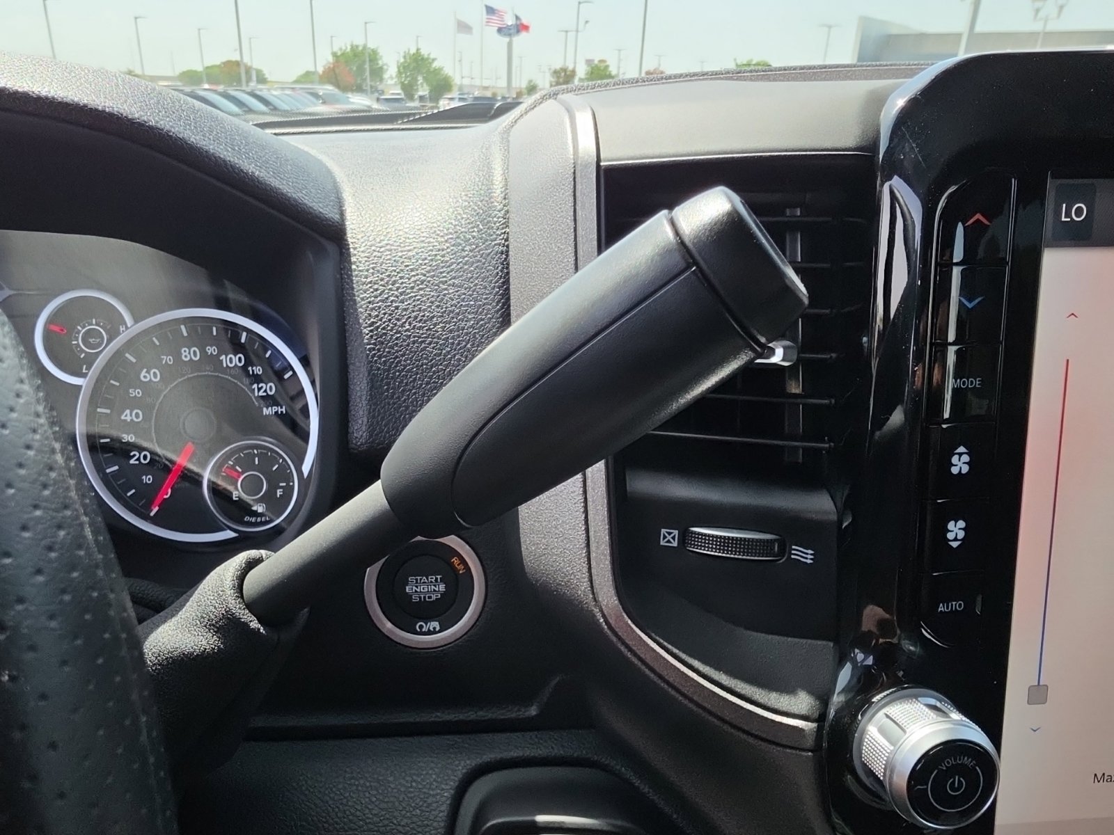 New 2026 RAM 2500 Tradesman AWD/4WD image 27
