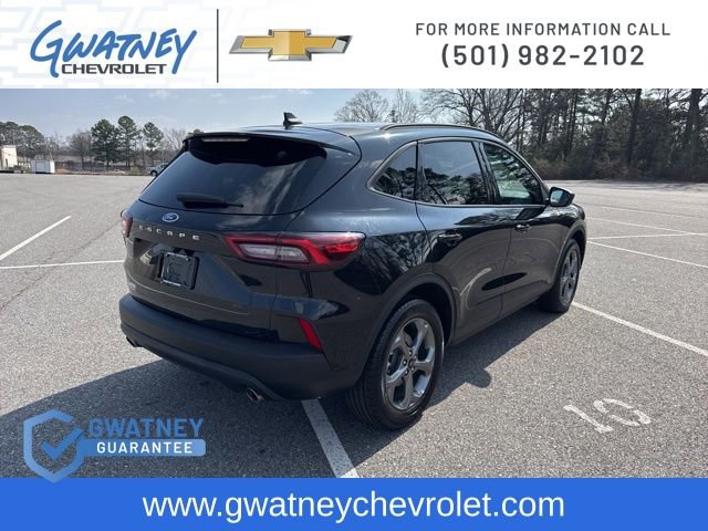 Used 2025 Ford Escape ST-Line FWD image 5