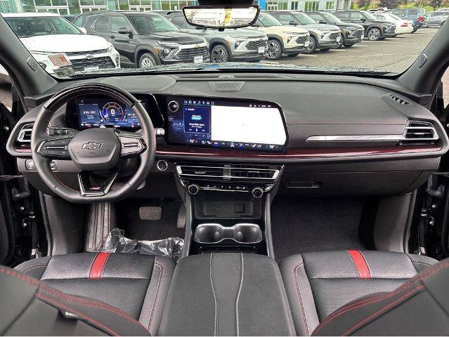 Used 2024 Chevrolet Traverse RS w/ LPO, Floor Liner Package AWD/4WD image 9