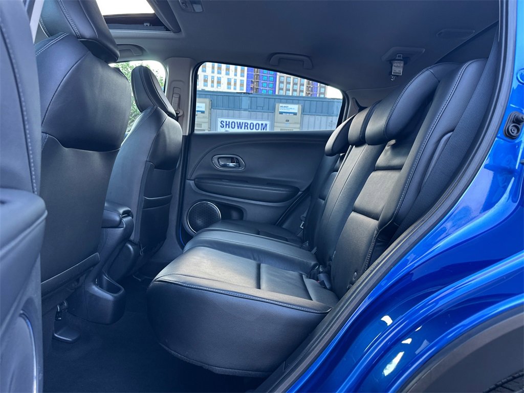 Used 2022 Honda HR-V EX-L image 16