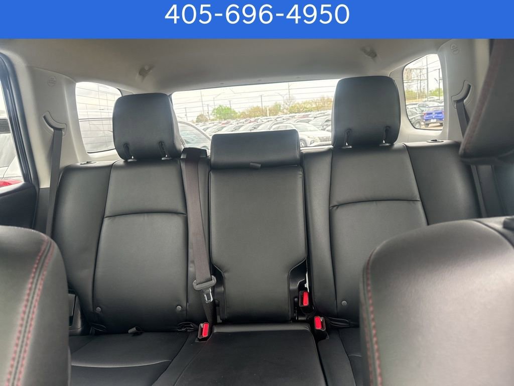 Used 2024 Toyota 4Runner TRD Off-Road Premium AWD/4WD image 24