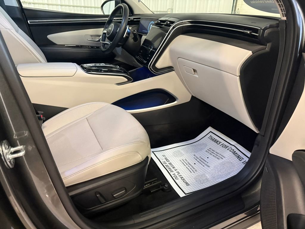 Certified 2023 Hyundai Tucson Limited AWD/4WD image 29