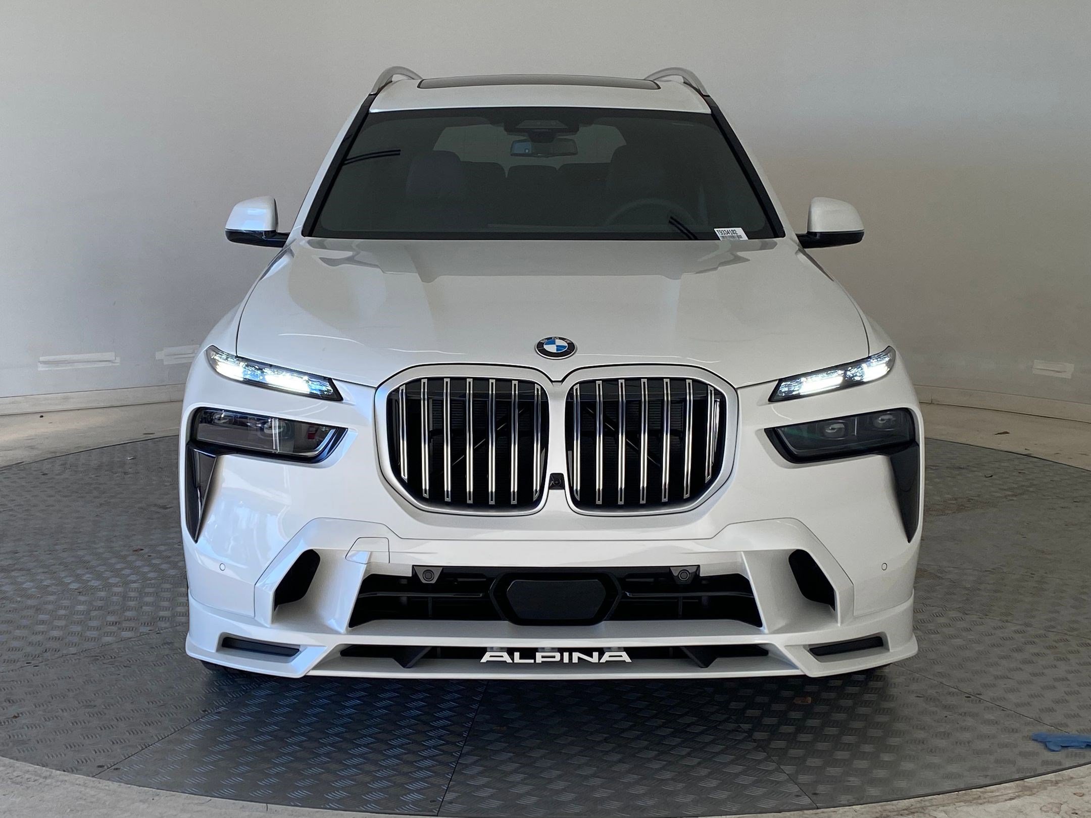 New 2026 BMW ALPINA XB7 image 6