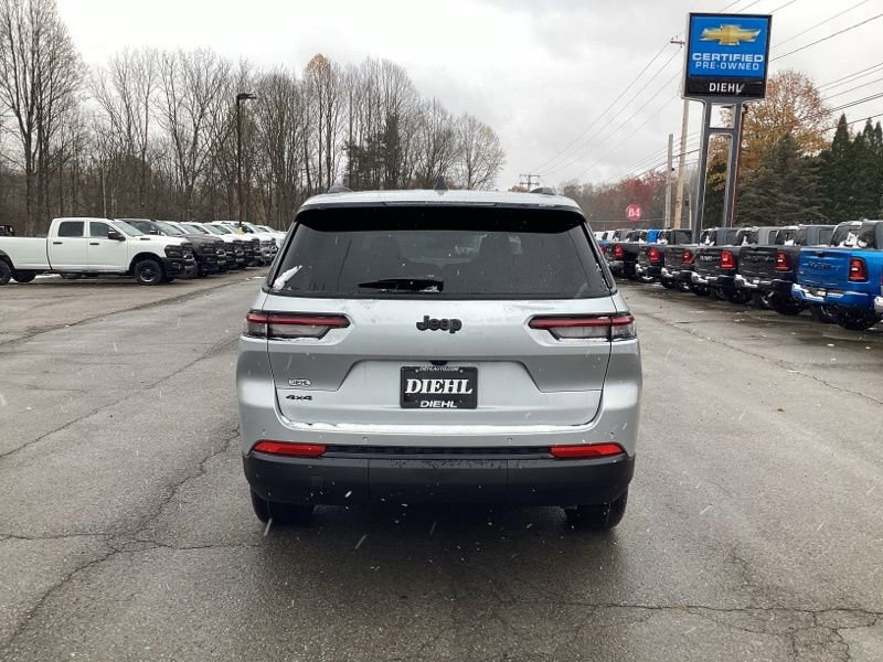 New 2025 Jeep Grand Cherokee L Altitude image 6