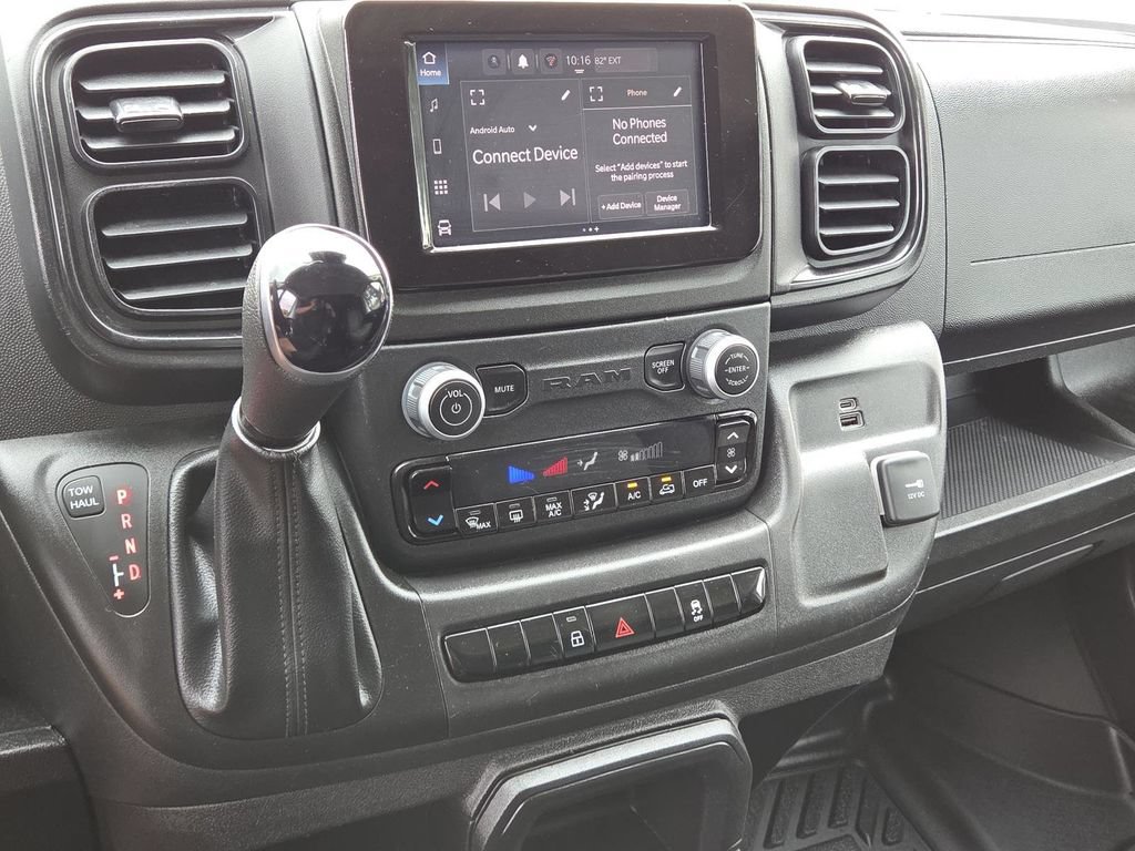 Used 2024 RAM ProMaster 2500 w/ Convenience Group FWD image 24