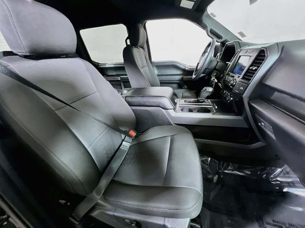 Used 2020 Ford F150 XLT w/ Equipment Group 302A Luxury AWD/4WD image 24