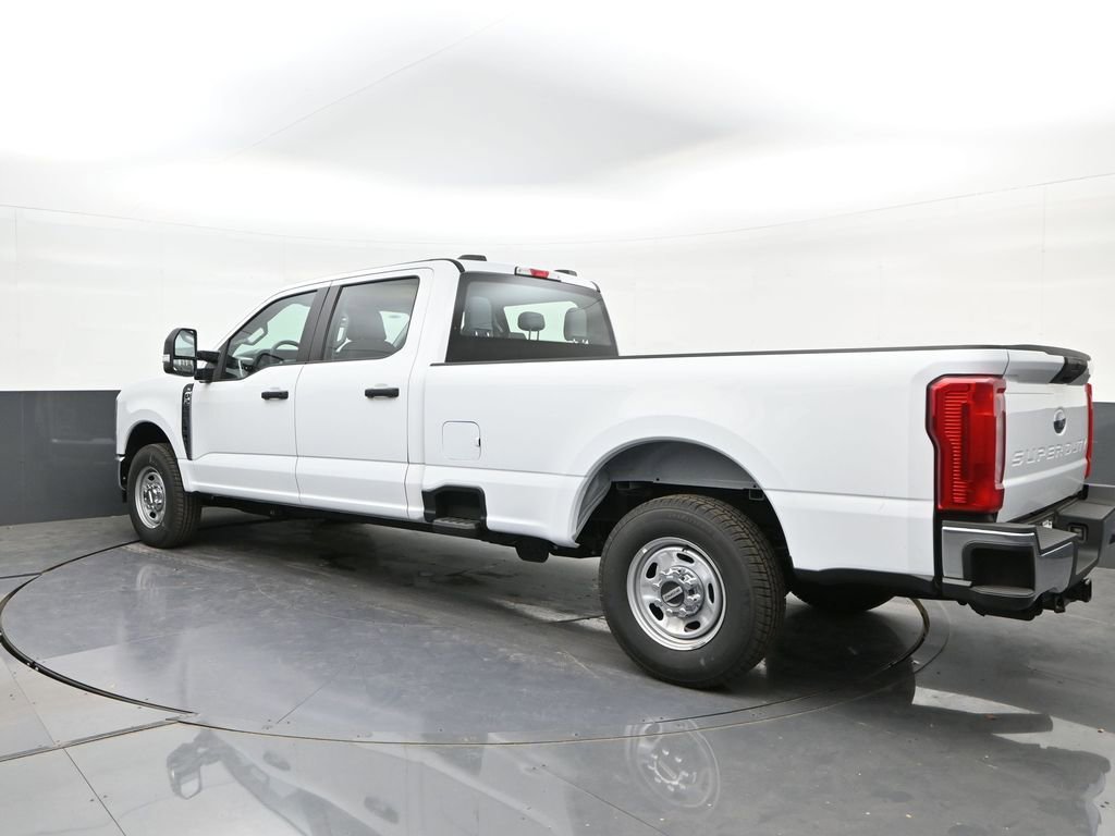 New 2026 Ford F250 XL w/ XL Chrome Package RWD image 5