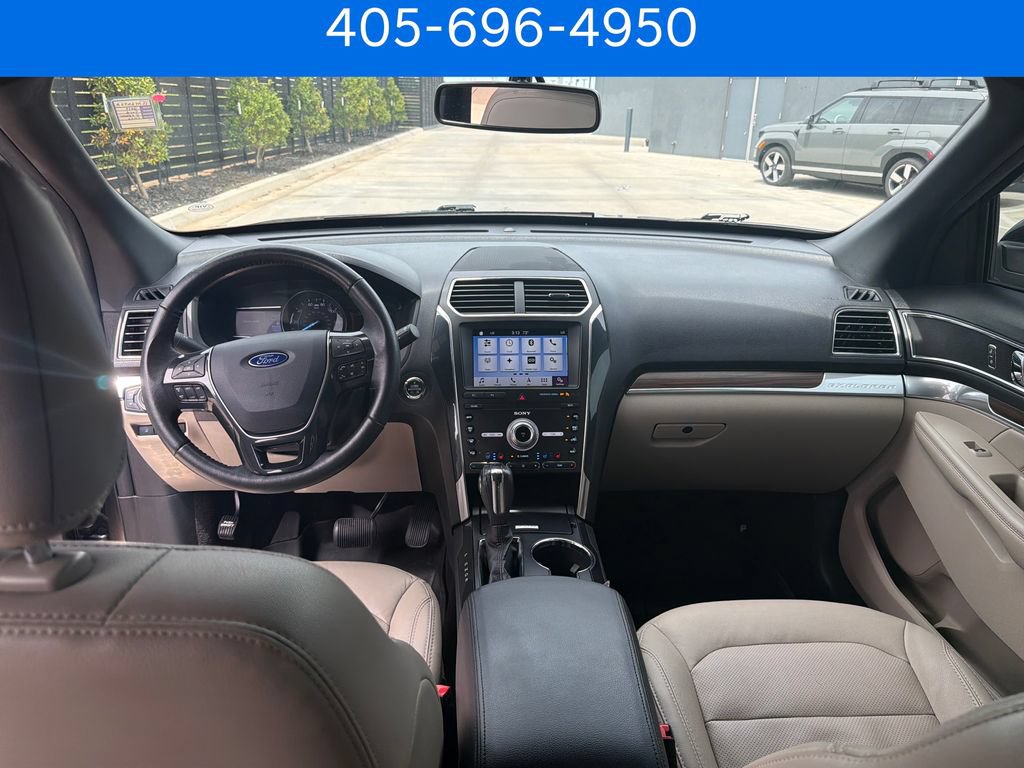 Used 2019 Ford Explorer Limited w/ Class III Trailer Tow Package AWD/4WD image 15