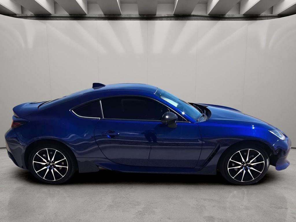 Used 2024 Toyota GR86 image 6