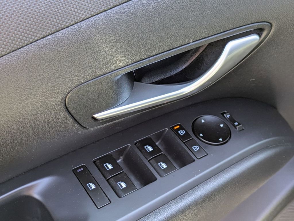 Certified 2025 Hyundai Tucson SEL image 12