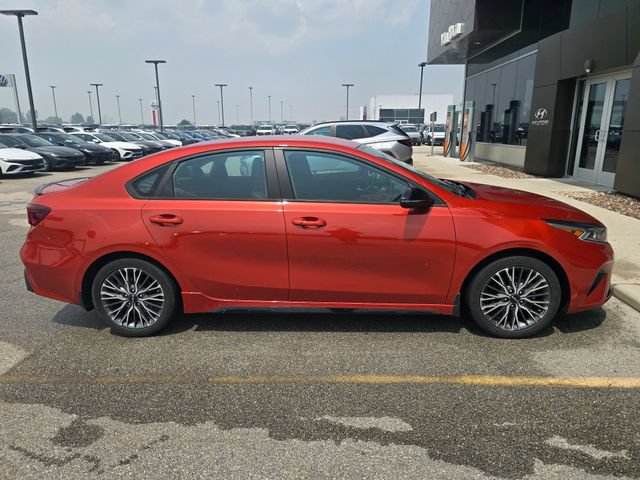 Used 2023 Kia Forte GT-Line w/ GT-Line Technology Package FWD image 2