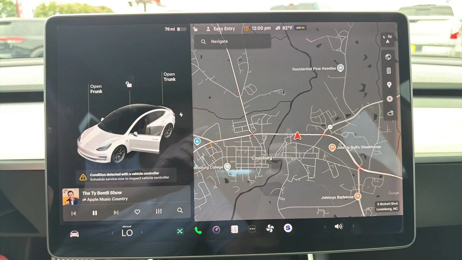 Used 2018 Tesla Model 3 Mid Range RWD image 15