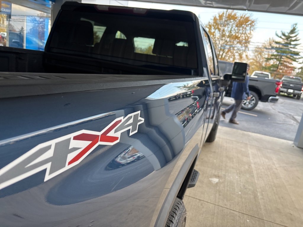 Used 2020 Chevrolet Silverado 2500 Custom w/ Custom Value Package image 33