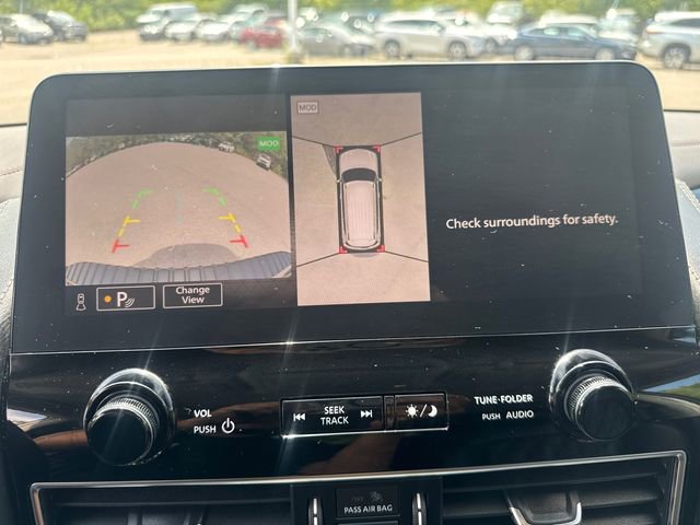 Used 2023 Nissan Armada Platinum w/ Captain's Chairs Package image 38