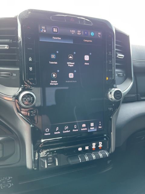Used 2026 RAM 2500 Laramie AWD/4WD image 40