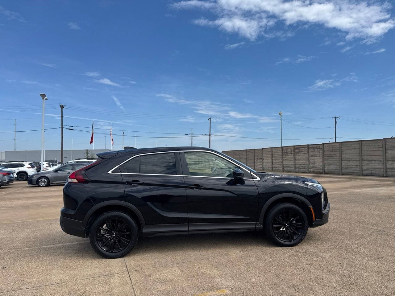 Used 2023 Mitsubishi Eclipse Cross LE AWD/4WD image 22