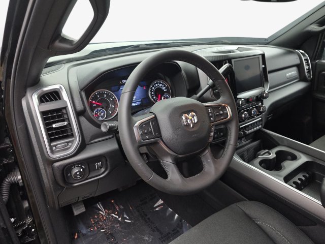 Used 2026 RAM 3500 Big Horn AWD/4WD image 16
