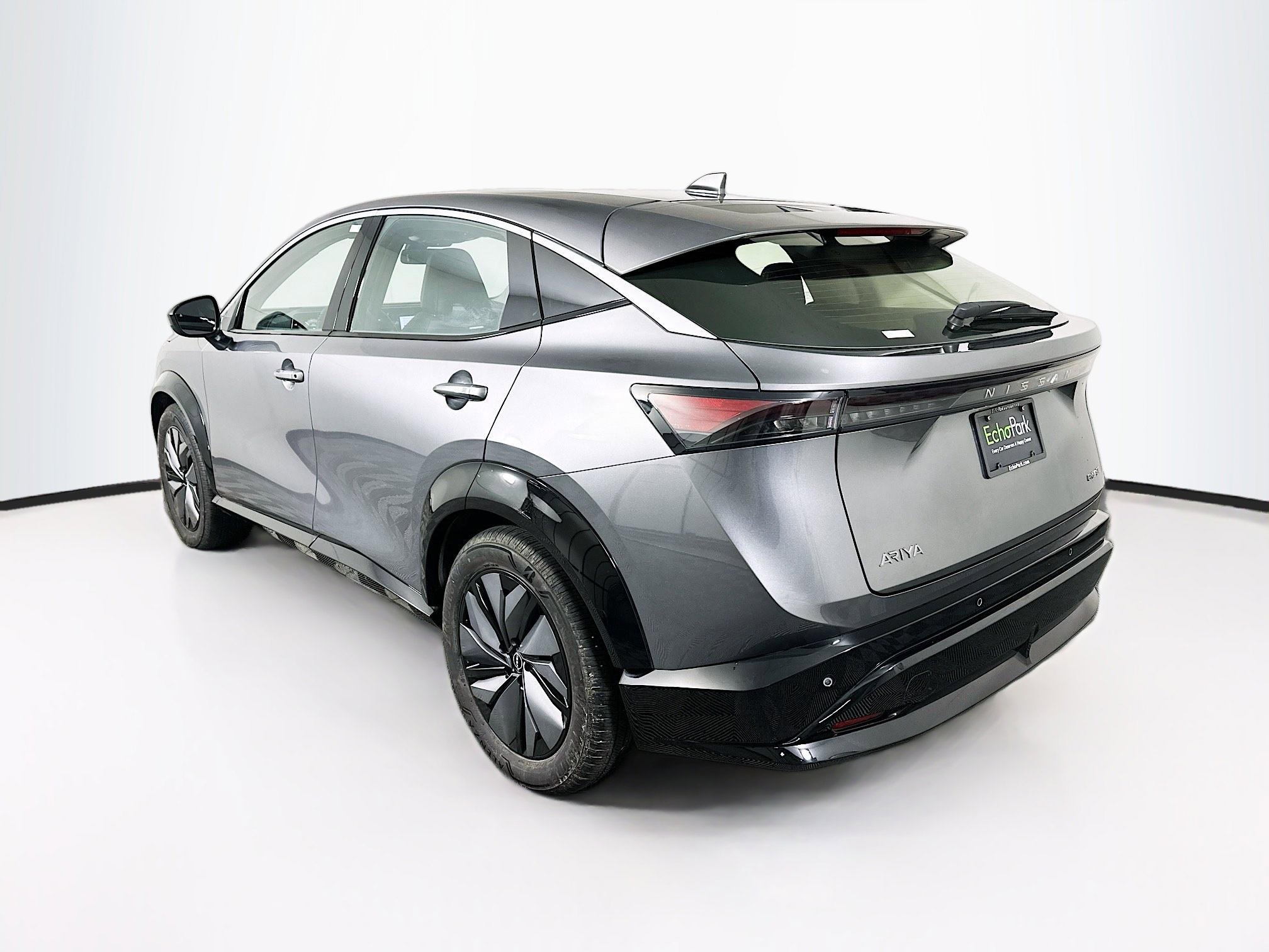 Used 2023 Nissan Ariya FWD image 5
