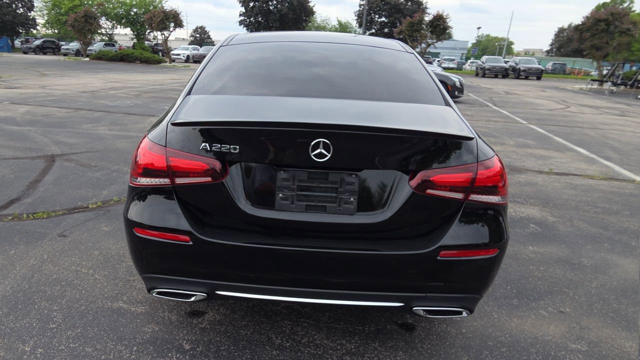 Used 2021 Mercedes-Benz A 220 image 7