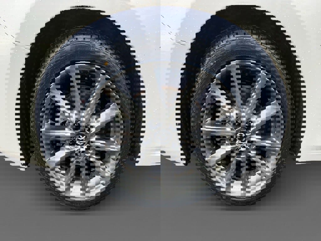 Used 2018 MAZDA MAZDA3 Grand Touring w/ Premium Equipment Package image 9