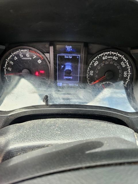 Used 2020 Toyota Tacoma SR AWD/4WD image 2