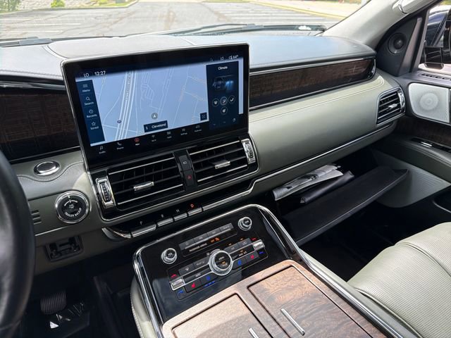 Used 2022 Lincoln Navigator L Black Label AWD/4WD image 46