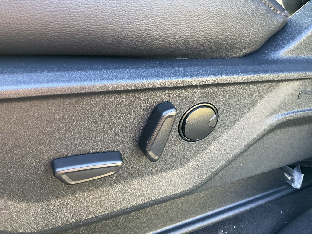 New 2026 Ford F350 Lariat image 22