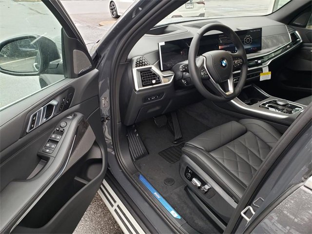 New 2026 BMW X5 xDrive40i w/ Climate Comfort Package image 9