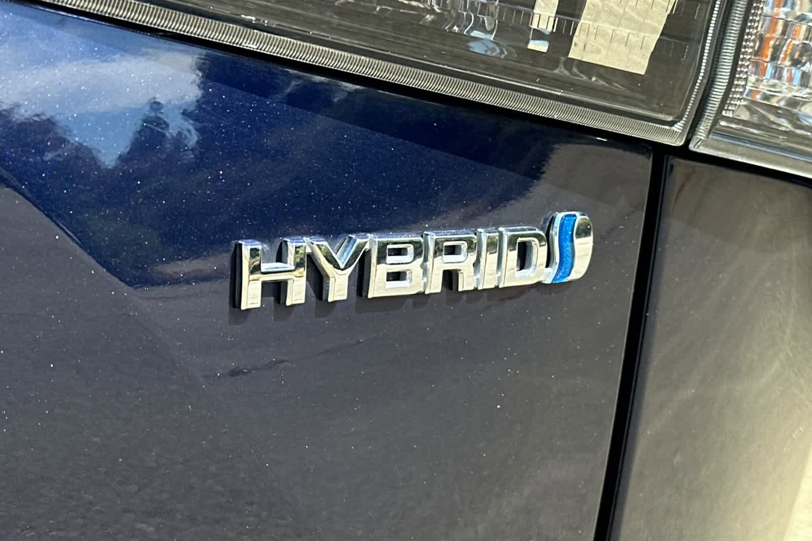 Used 2021 Toyota Highlander XLE AWD/4WD image 33