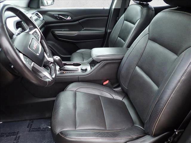 Used 2019 GMC Acadia SLT w/ LPO, Cargo Package AWD/4WD image 12