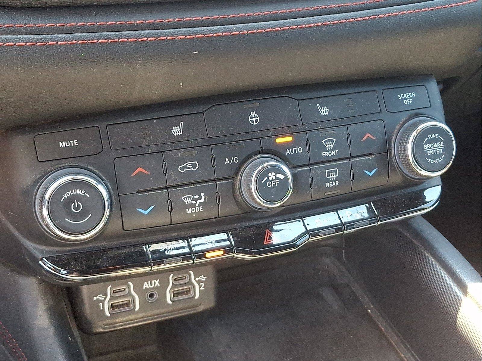 Used 2024 Dodge Durango R/T w/ Blacktop Package RWD image 14