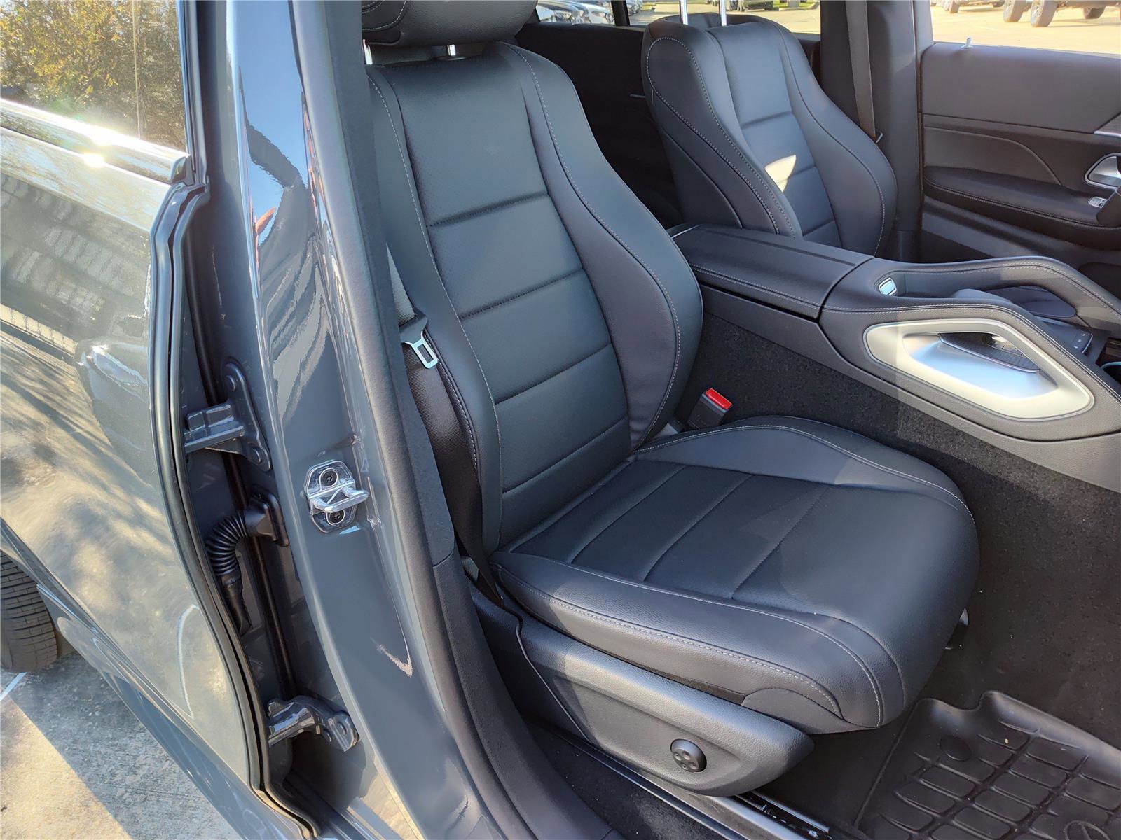 Used 2026 Mercedes-Benz GLE 350 4MATIC image 23