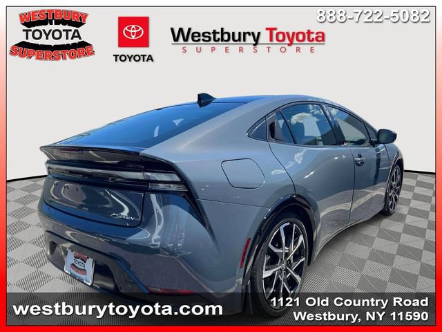 Used 2026 Toyota Prius Plug-In Hybrid FWD image 5
