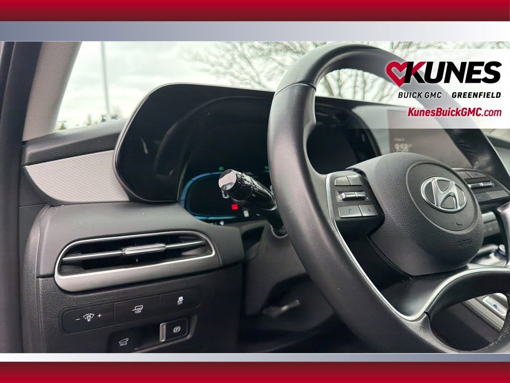 Used 2025 Hyundai Palisade SEL AWD/4WD image 17