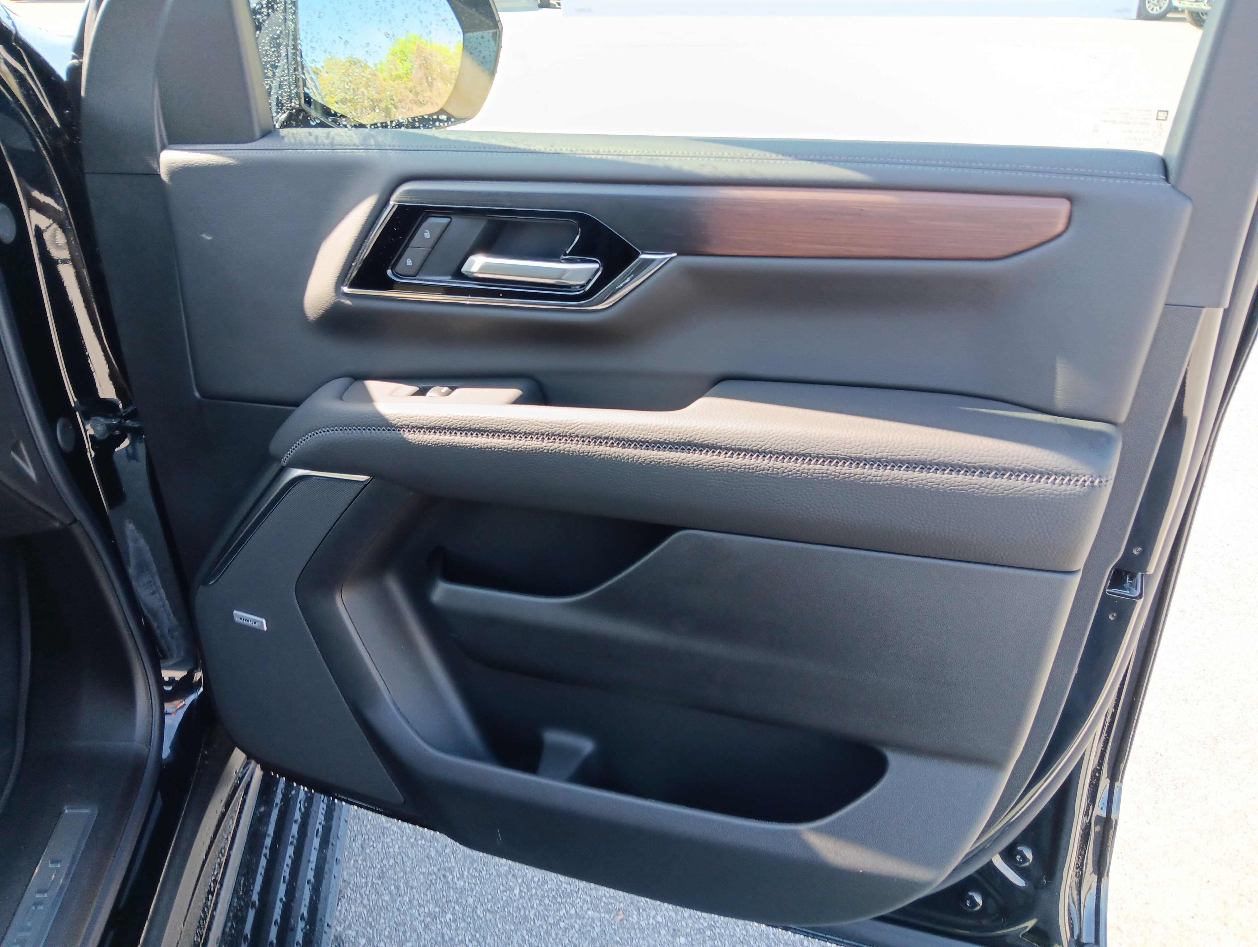 New 2026 GMC Yukon XL Denali image 18