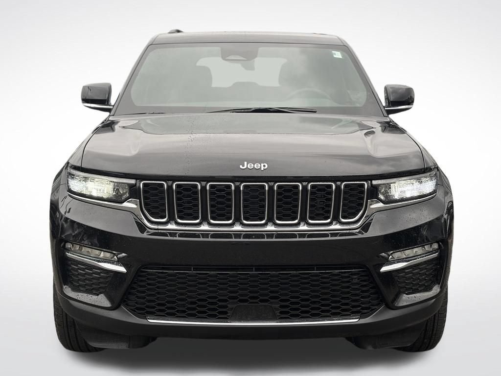 Used 2025 Jeep Grand Cherokee Limited AWD/4WD image 3