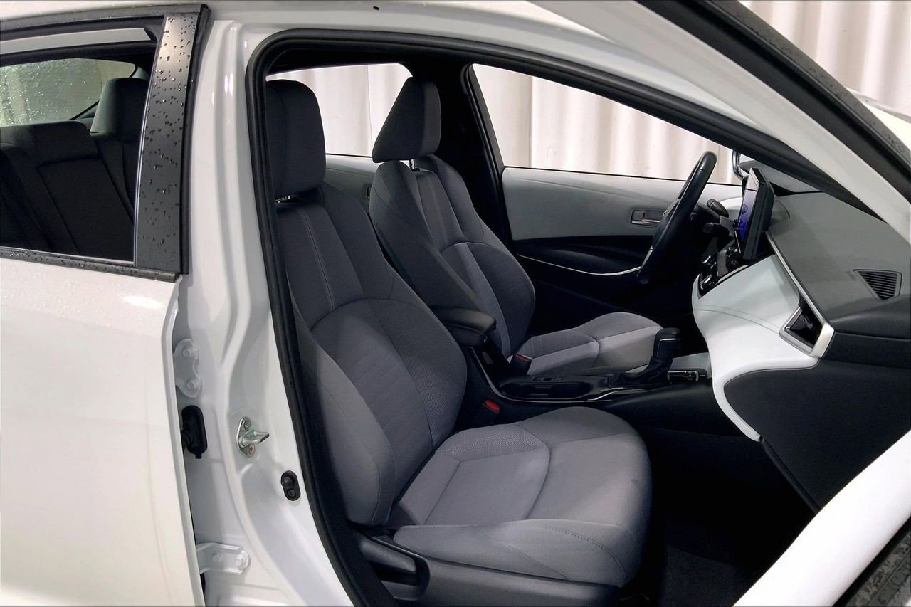 Used 2024 Toyota Corolla SE FWD image 16